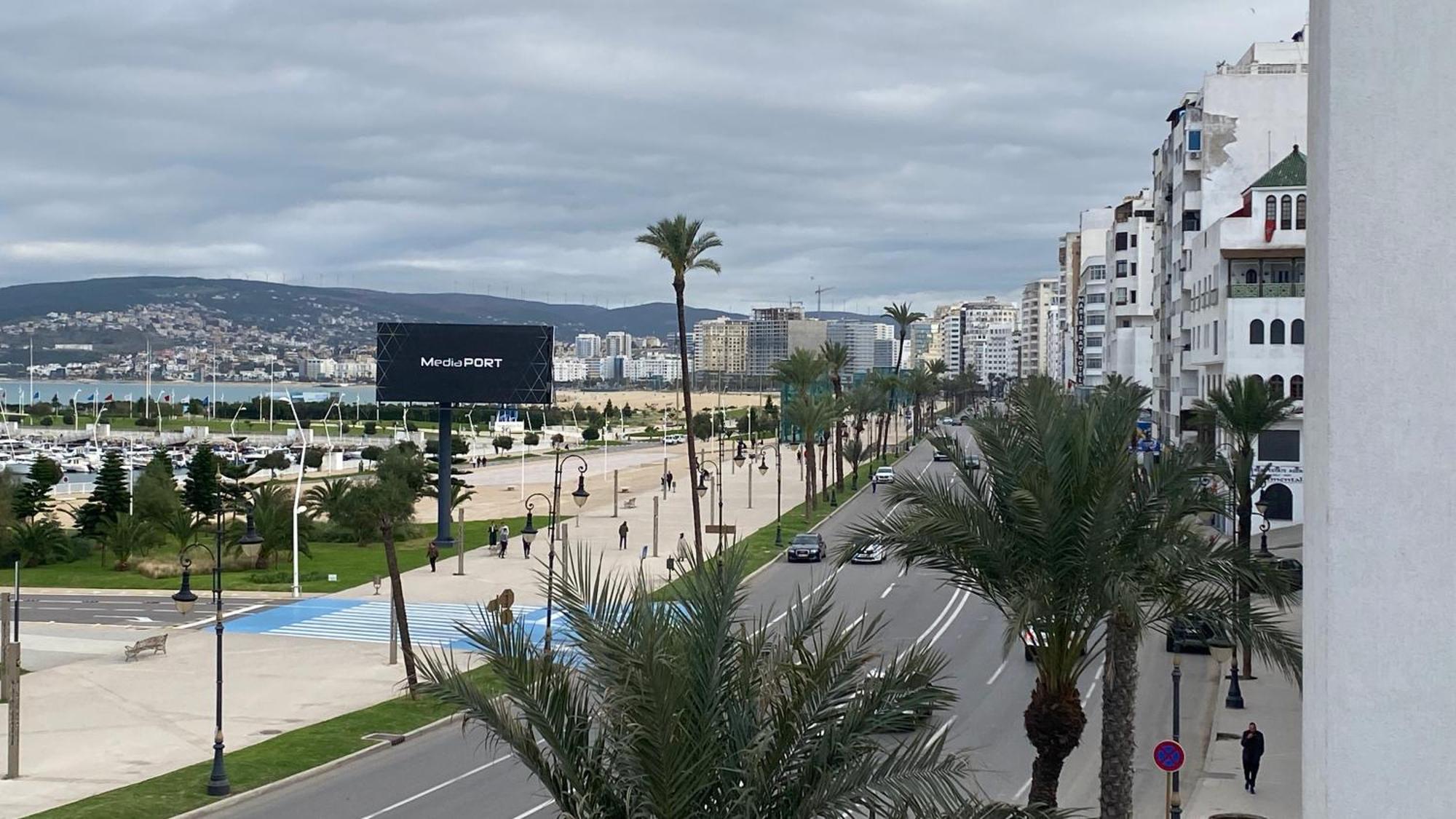 Hotel Biarritz แทนเจียร์ ภายนอก รูปภาพ