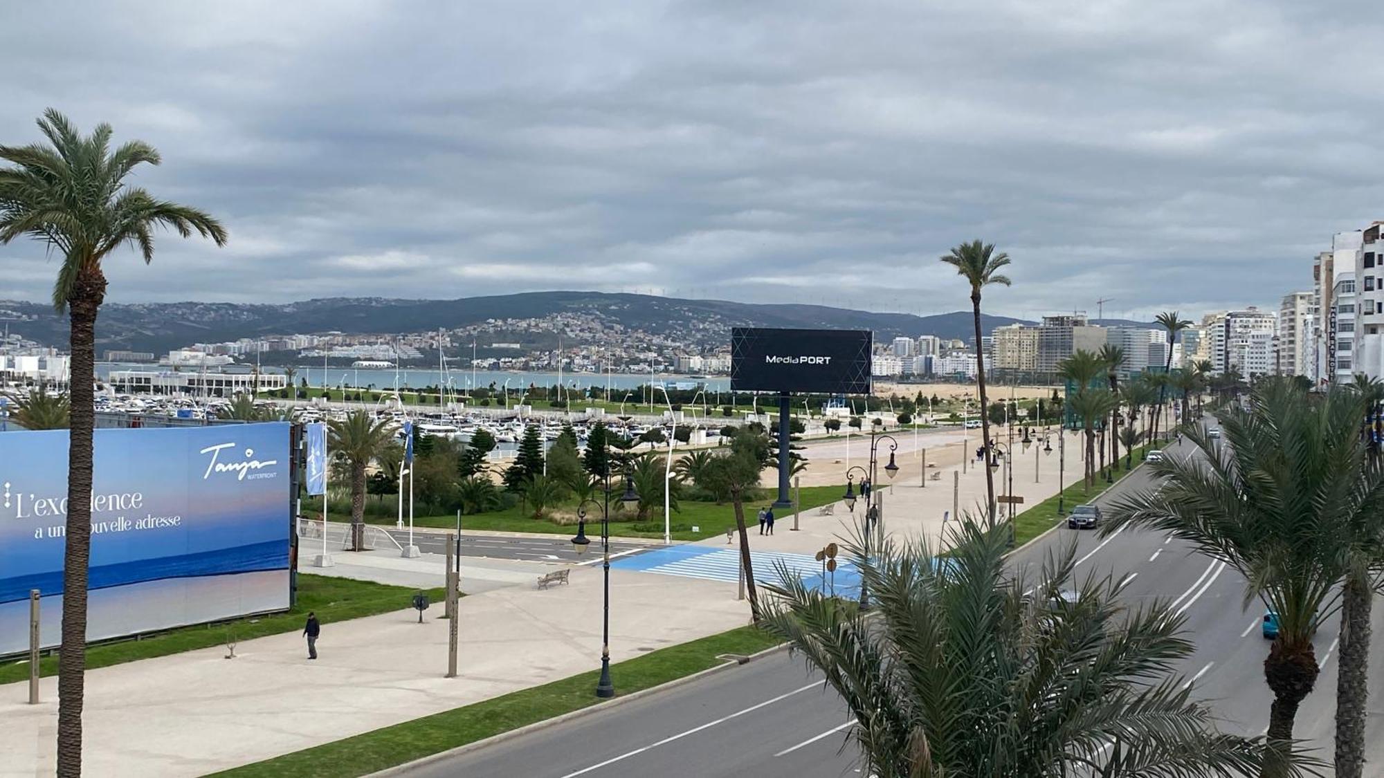 Hotel Biarritz แทนเจียร์ ภายนอก รูปภาพ