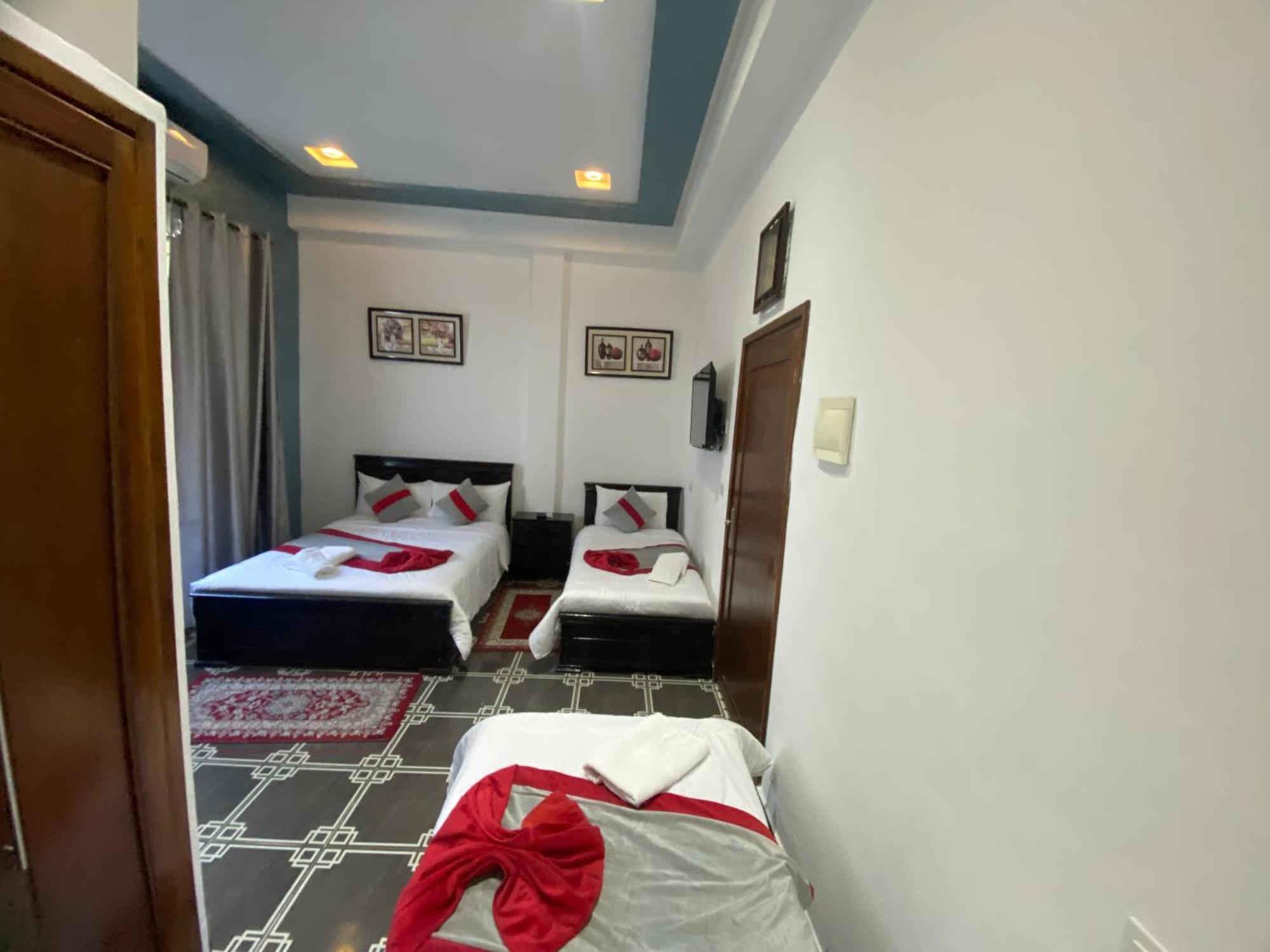 Hotel Biarritz แทนเจียร์ ภายนอก รูปภาพ