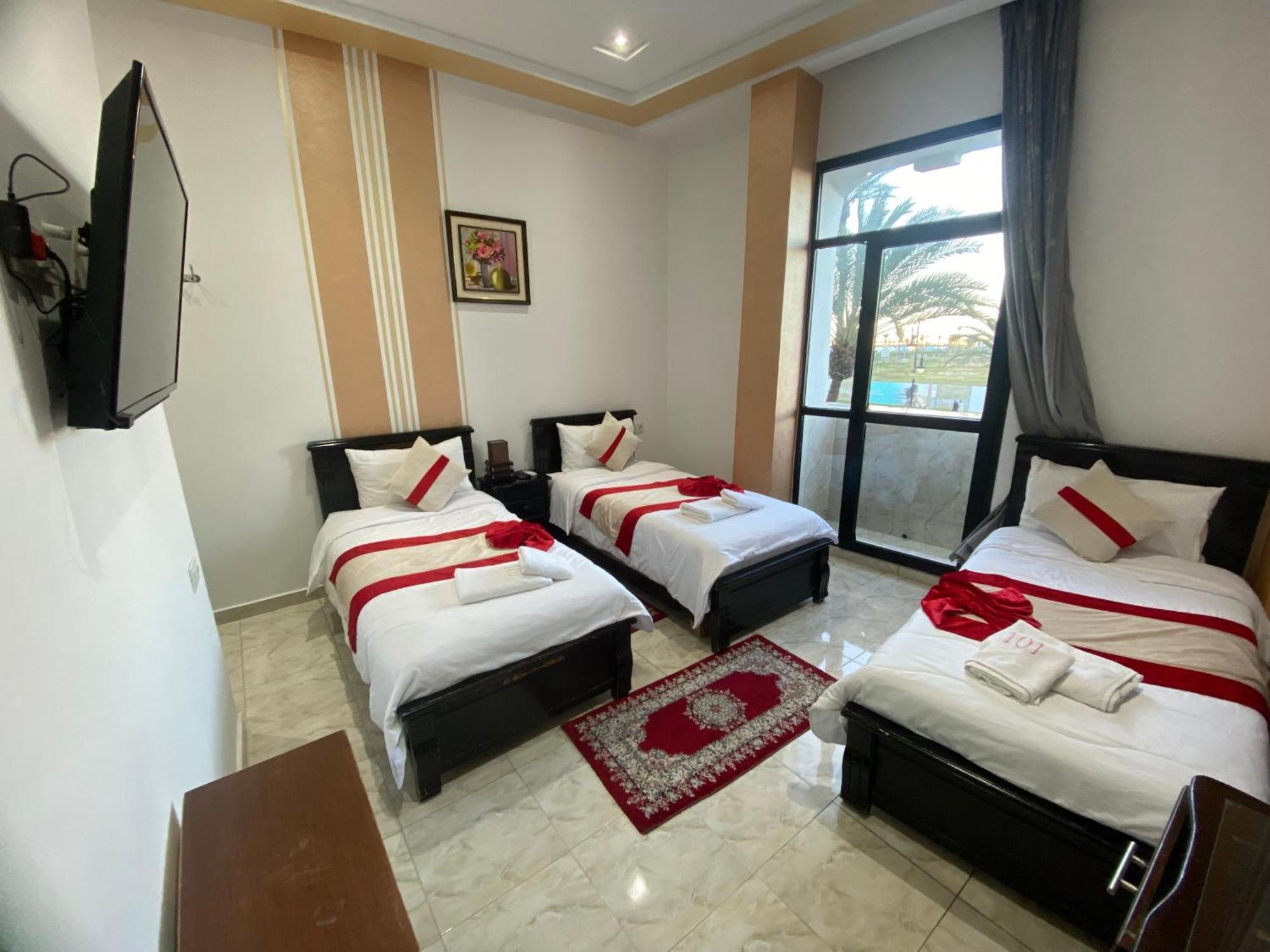 Hotel Biarritz แทนเจียร์ ภายนอก รูปภาพ